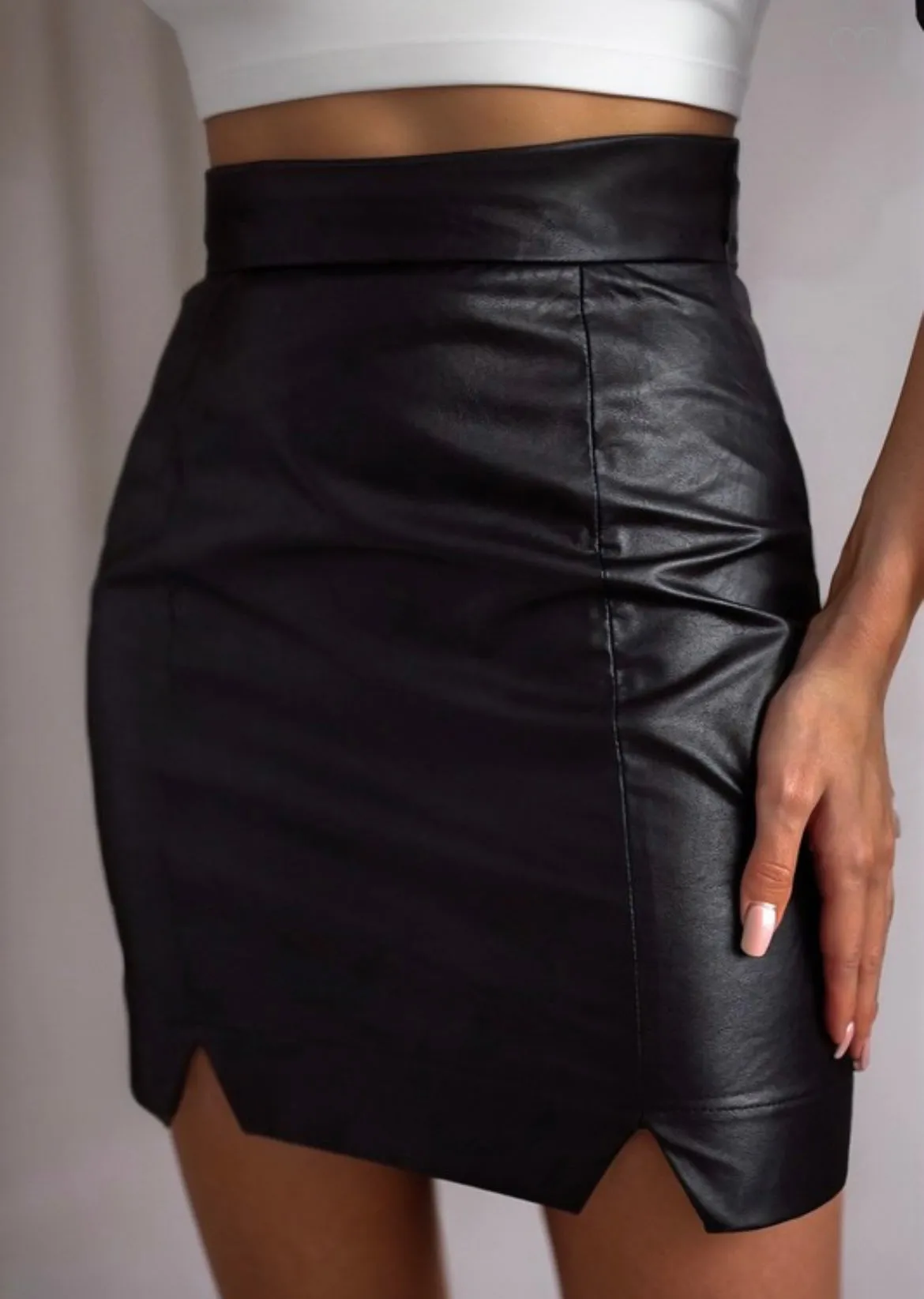 Black Leather Side Slits Mini Skirt w/Back Zipper