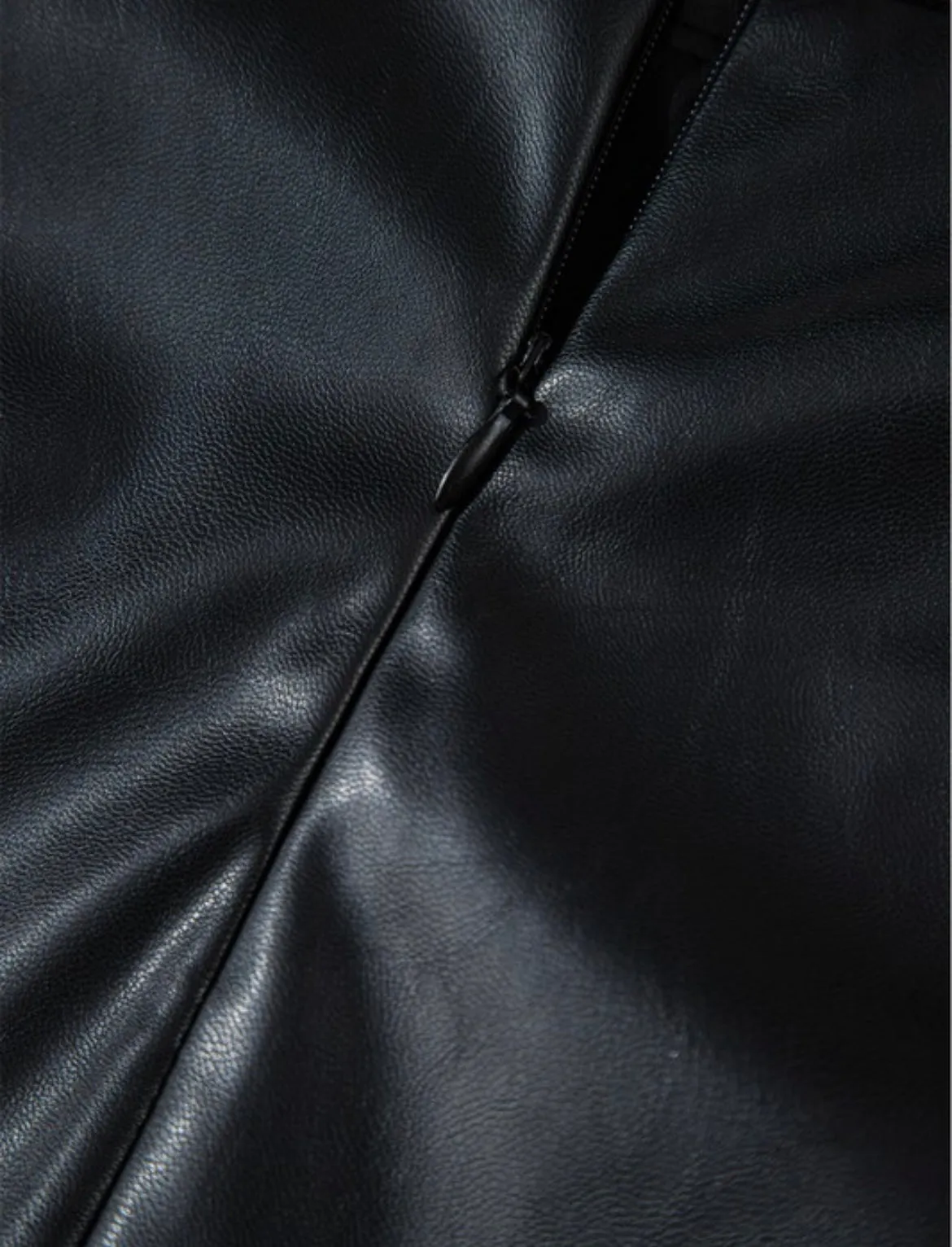 Black Leather Side Slits Mini Skirt w/Back Zipper