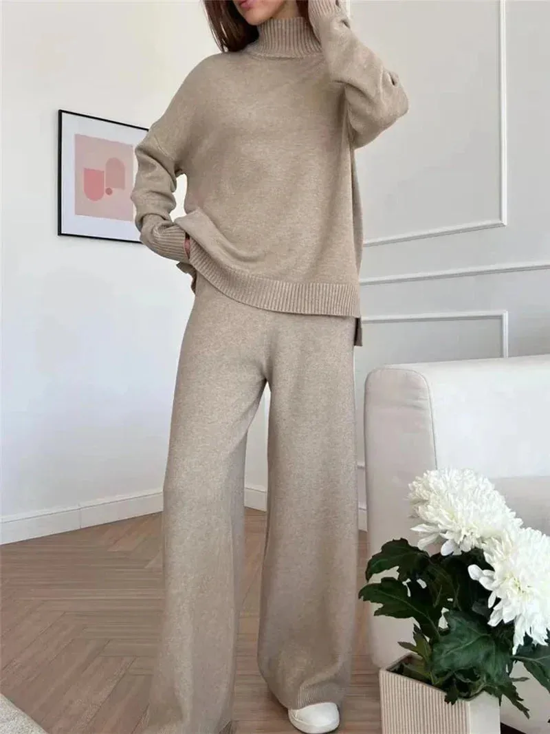 Chic Women's Set: Cozy Trousers & Sweater for Every Occasion