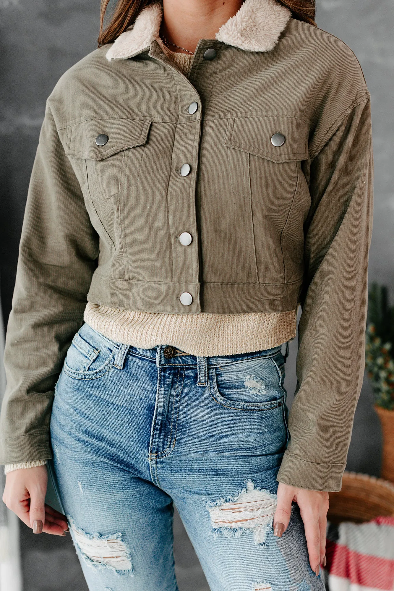 Corduroy Cutie Cropped Sherpa Lined Corduroy Jacket (Olive)