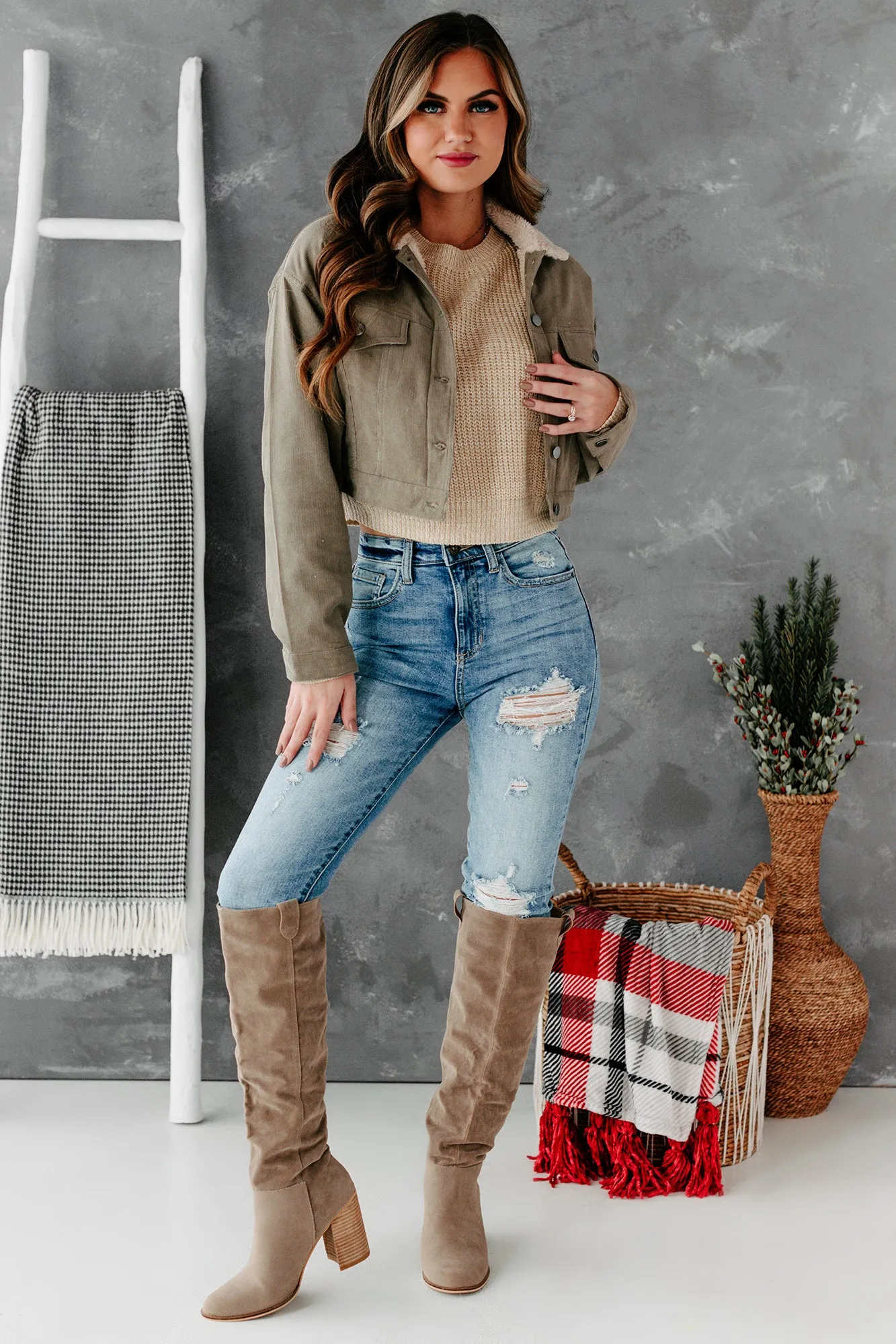 Corduroy Cutie Cropped Sherpa Lined Corduroy Jacket (Olive)