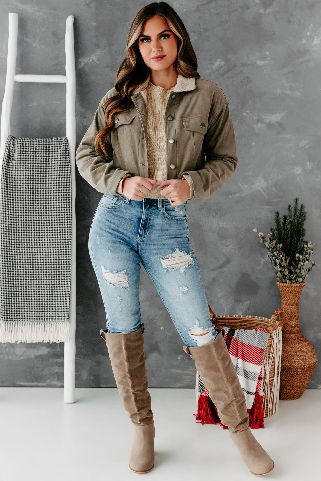 Corduroy Cutie Cropped Sherpa Lined Corduroy Jacket (Olive)
