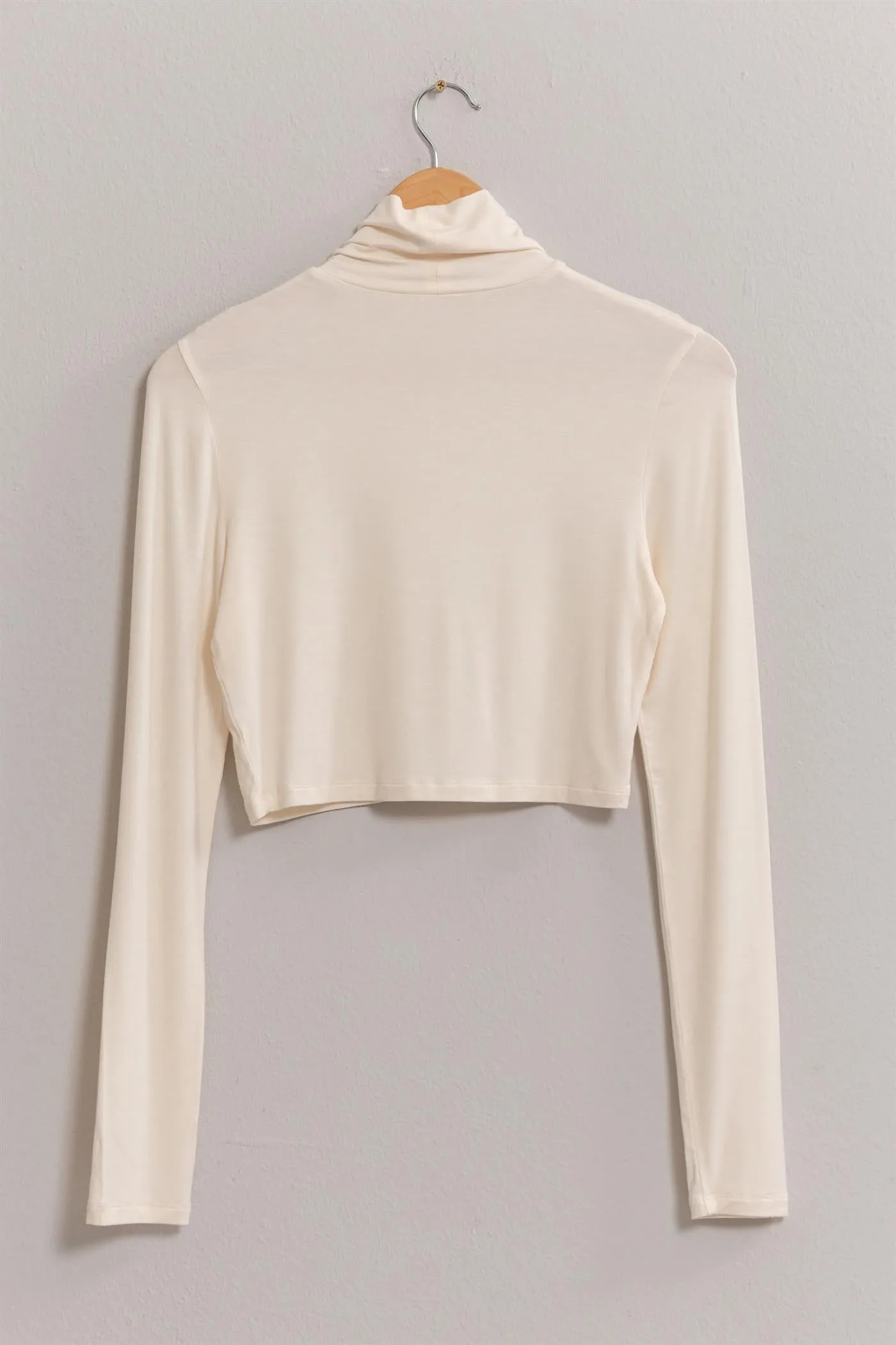DZ25A097-Long Sleeve Turtleneck Crop Top
