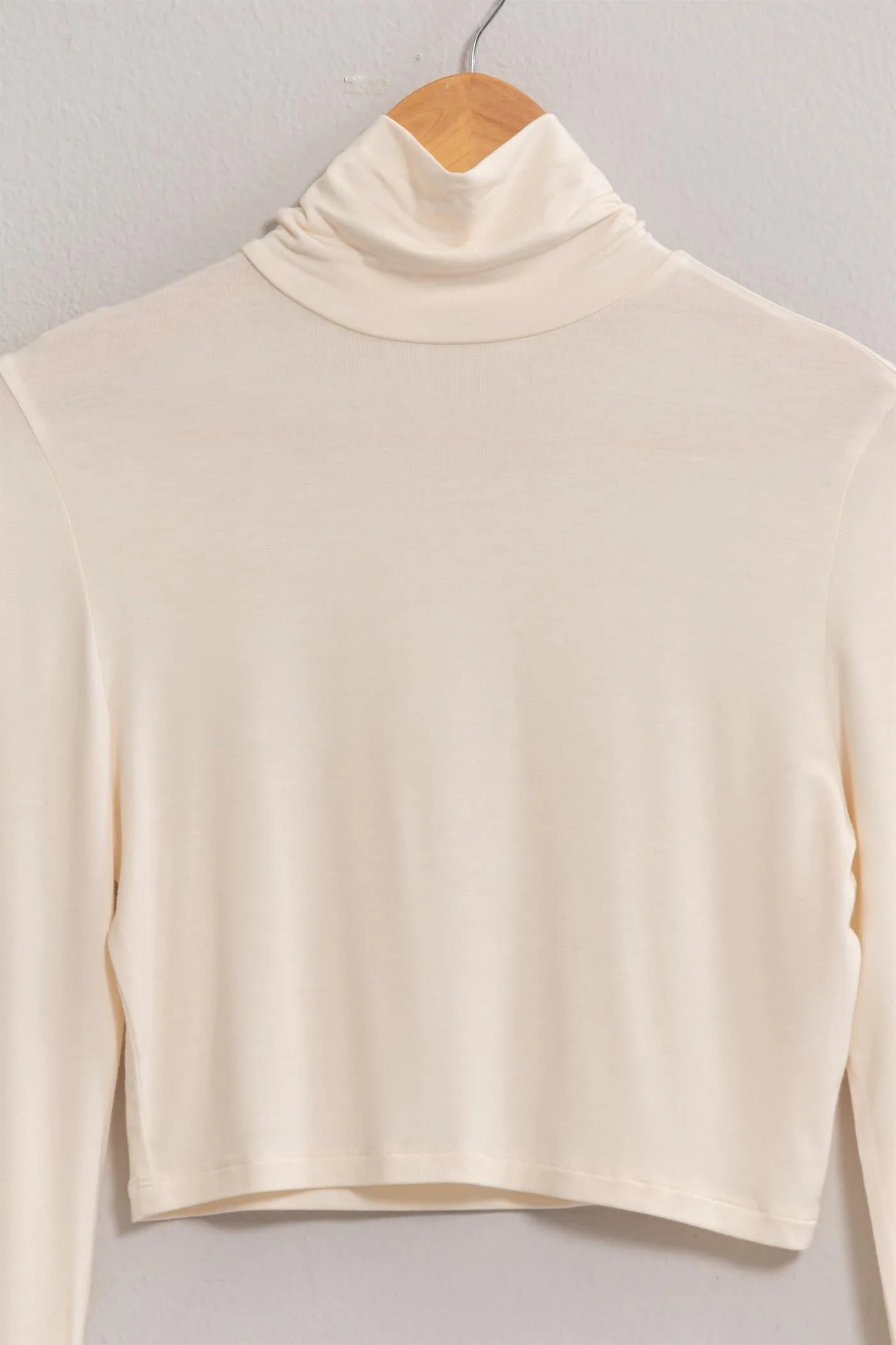 DZ25A097-Long Sleeve Turtleneck Crop Top