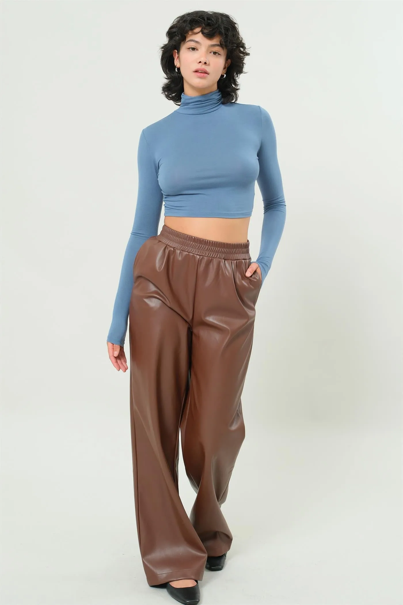 DZ25A097-Long Sleeve Turtleneck Crop Top