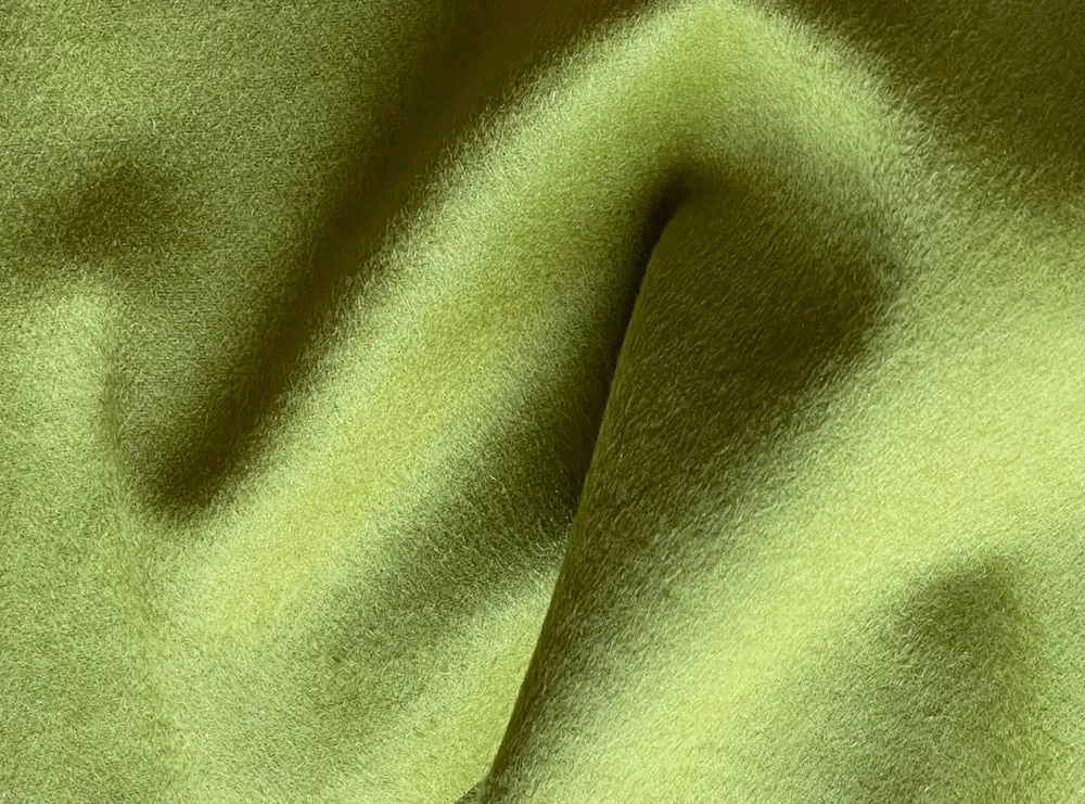 Fresh Chinese Gooseberry Green Wool Melton Coating