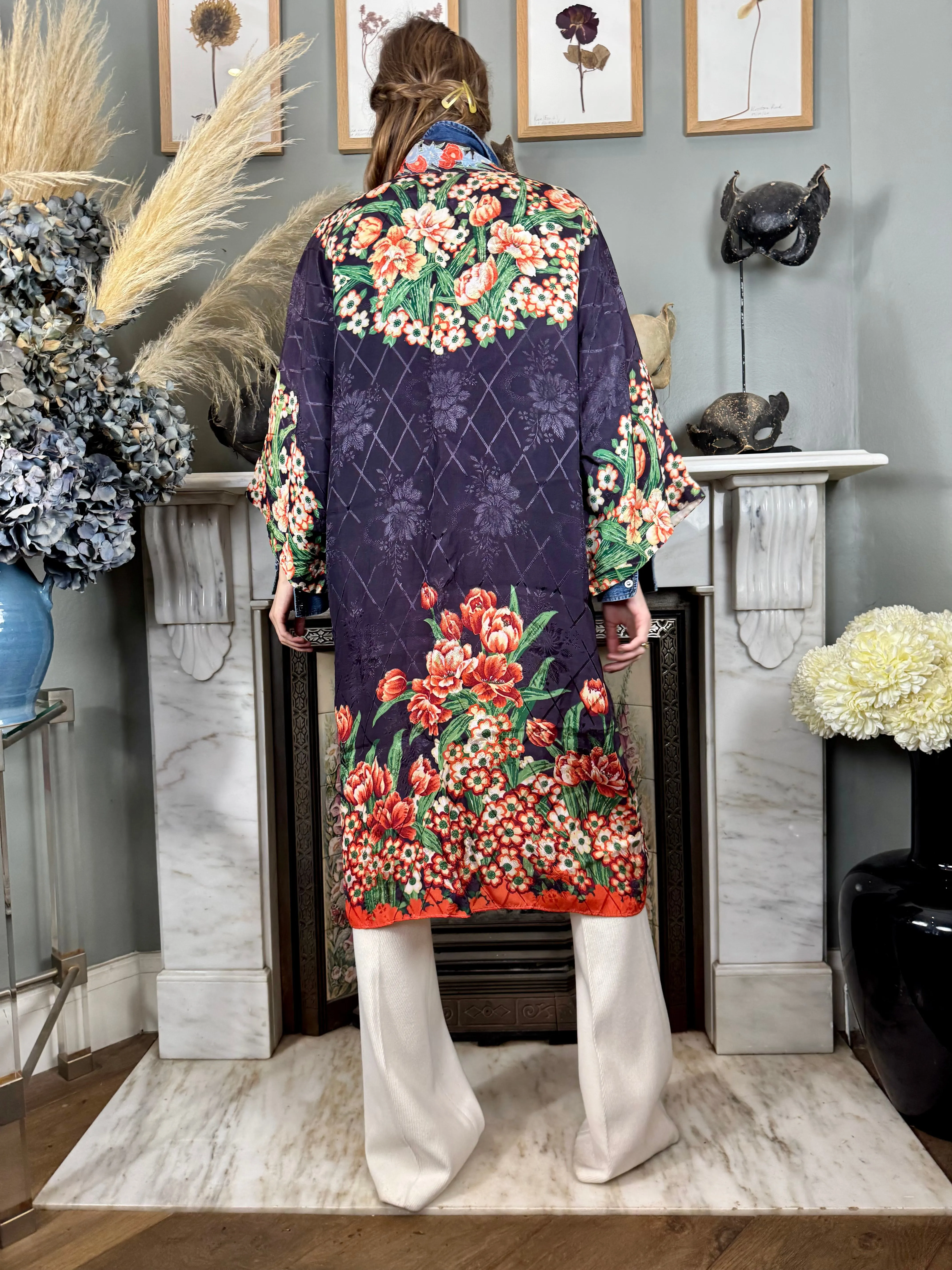 Joy, 40s Oriental pongee sik damask floral robe