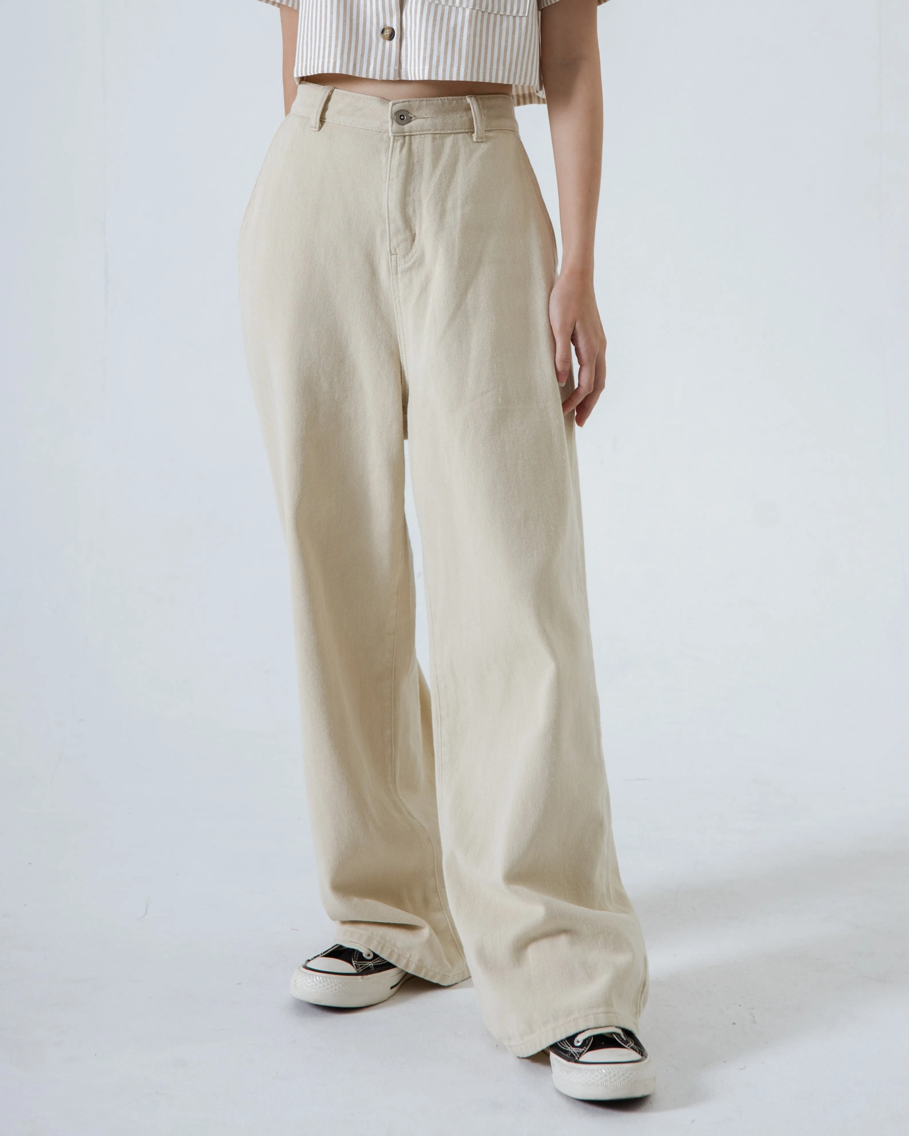 LULU Friendship Embroidery High Waist Jeans (Beige)