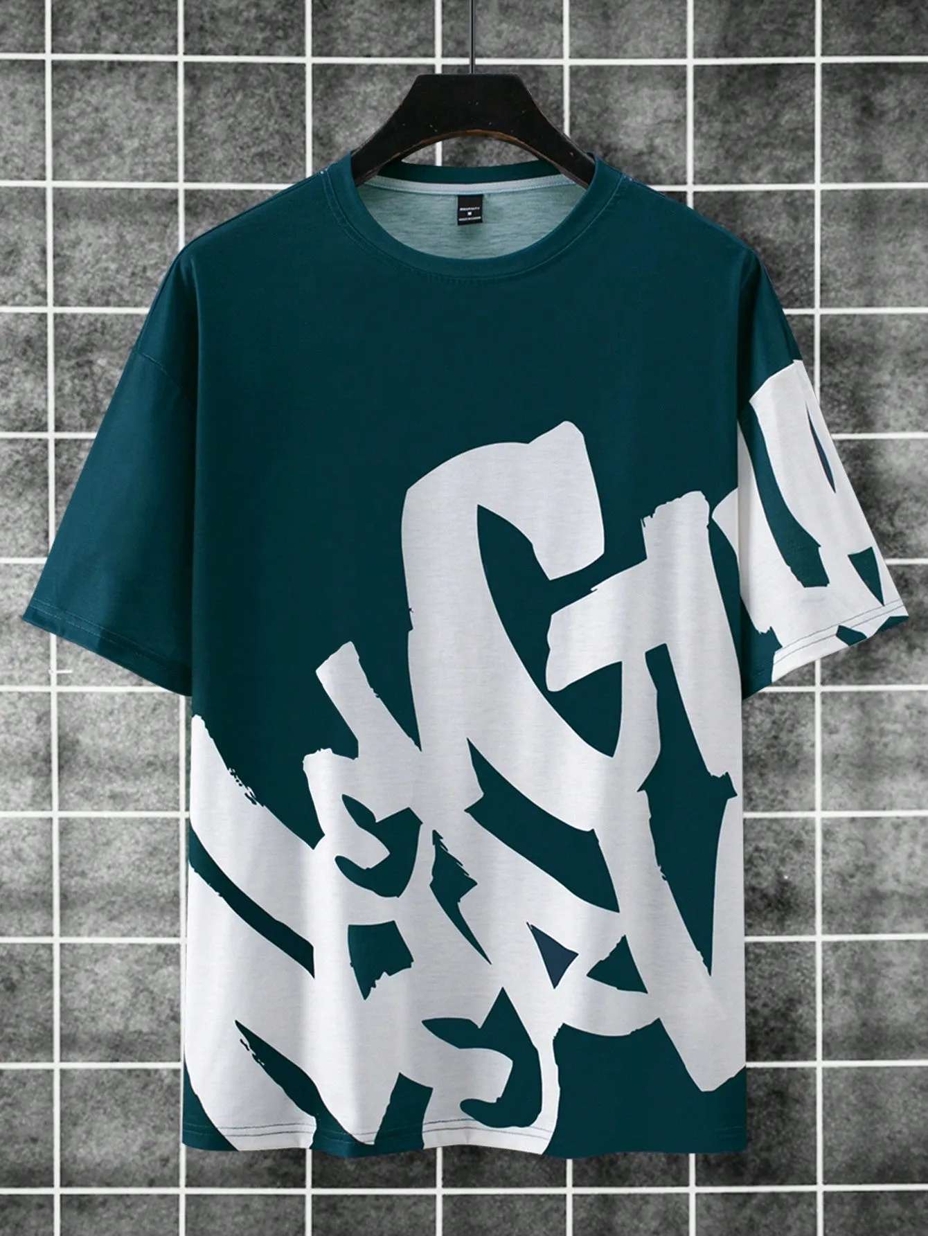 Manfinity LEGND Men's Summer Casual Short Sleeve T-Shirt With Letter Print Round Neck
