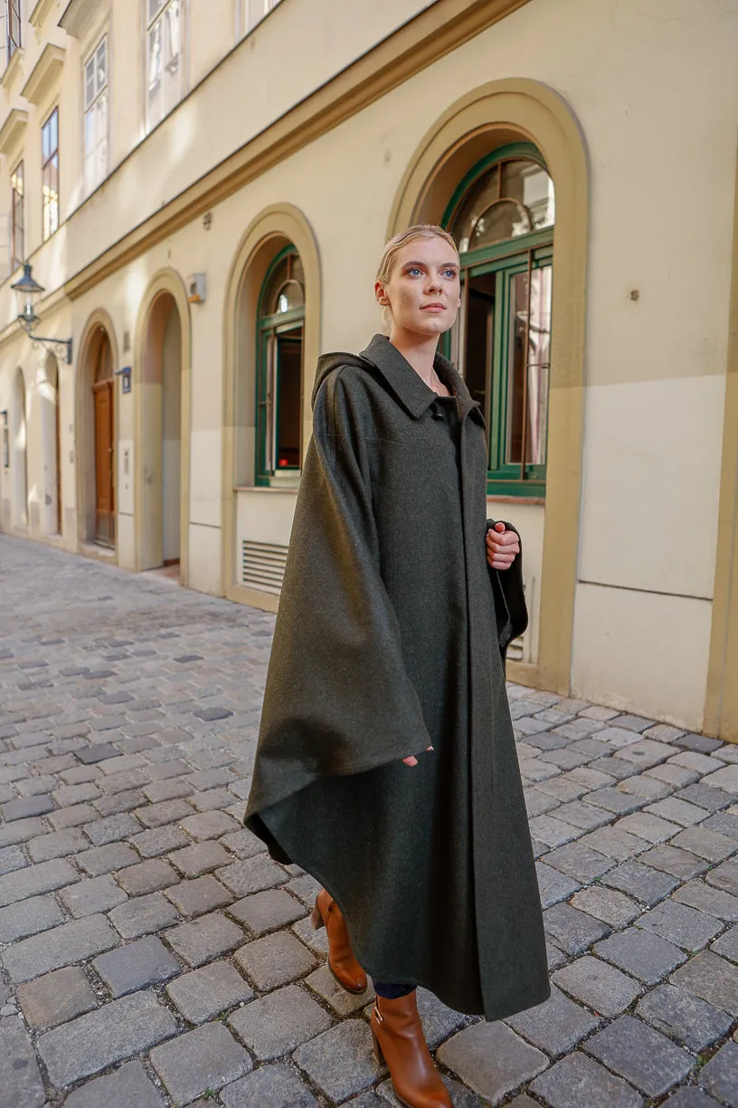Unisex / Green Loden Cape