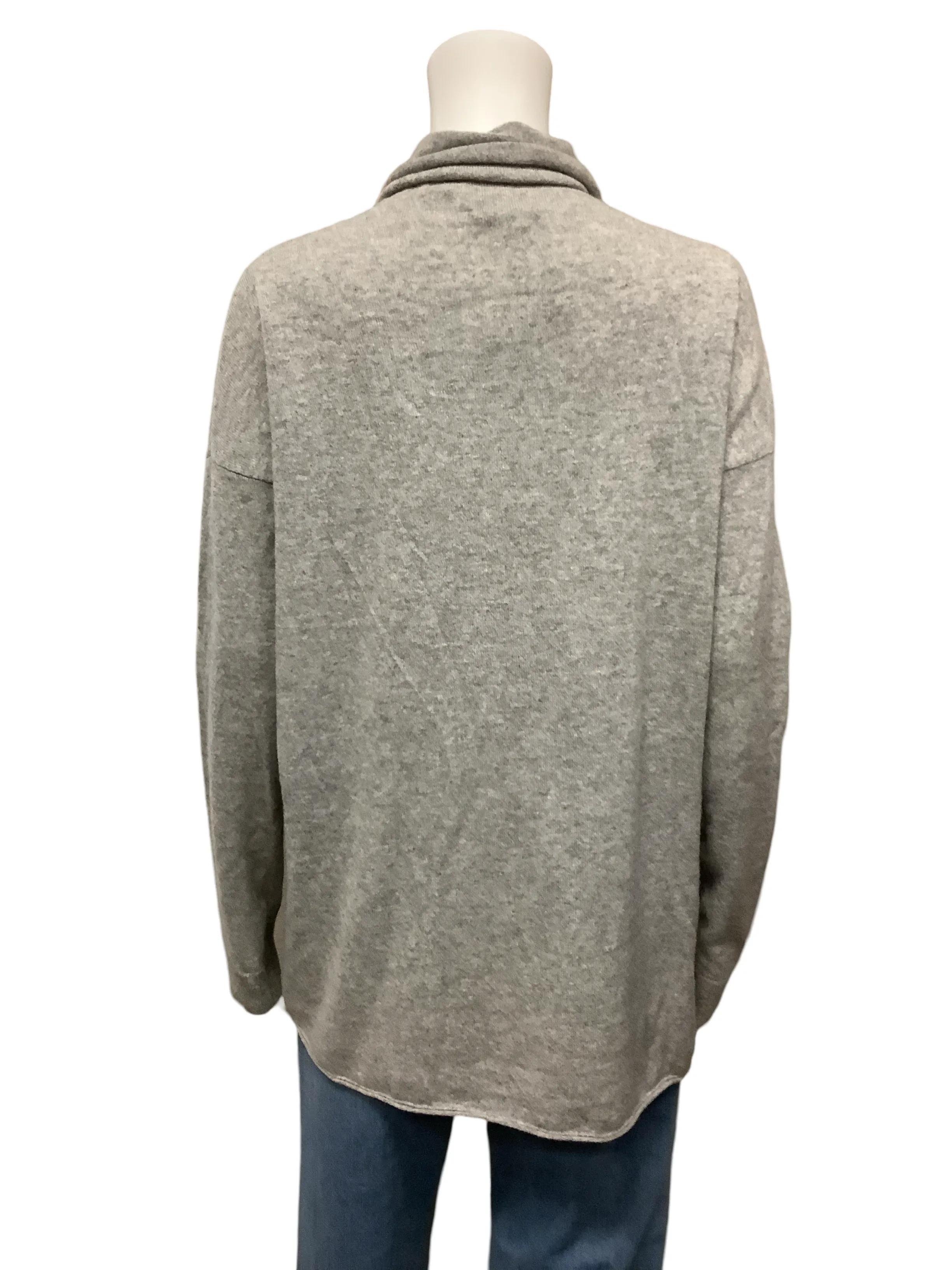Vince Cashmere Turtleneck Sweater Size: M