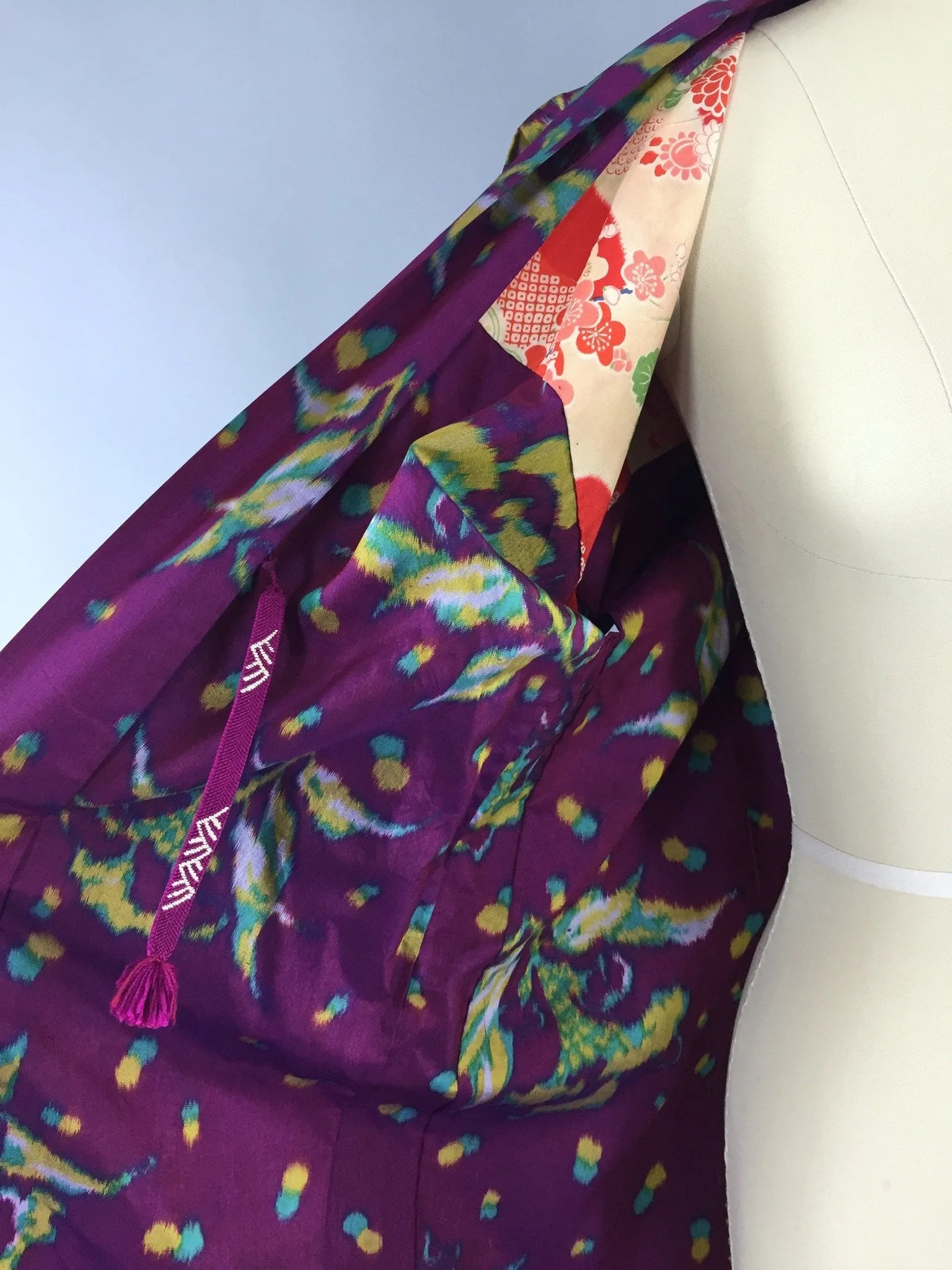 Vintage 1930s Silk Haori Kimono Cardigan / Purple Ikat Floral Print