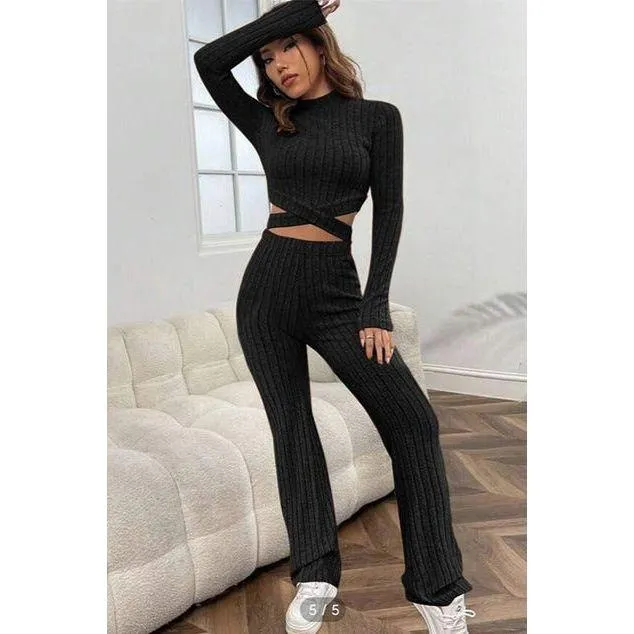 Vintage Knitted Turtleneck Top & Pant Set